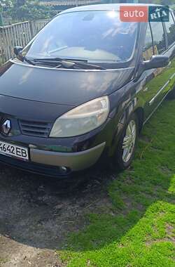 Минивэн Renault Megane Scenic 2003 в Вараше