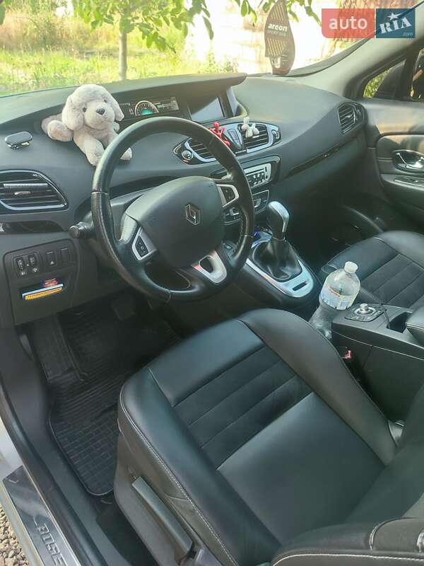 Минивэн Renault Megane Scenic 2012 в Запорожье