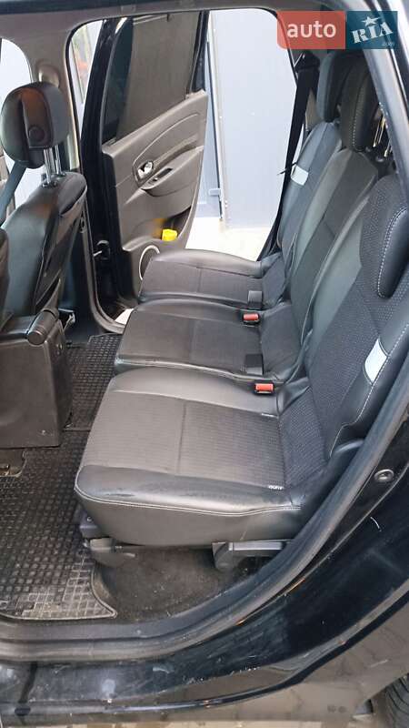Минивэн Renault Megane Scenic 2011 в Бурштыне