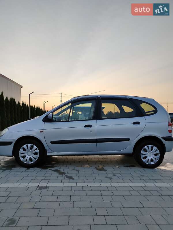Мінівен Renault Megane Scenic 2000 в Кам'янець-Подільському