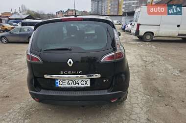 Минивэн Renault Megane Scenic 2015 в 