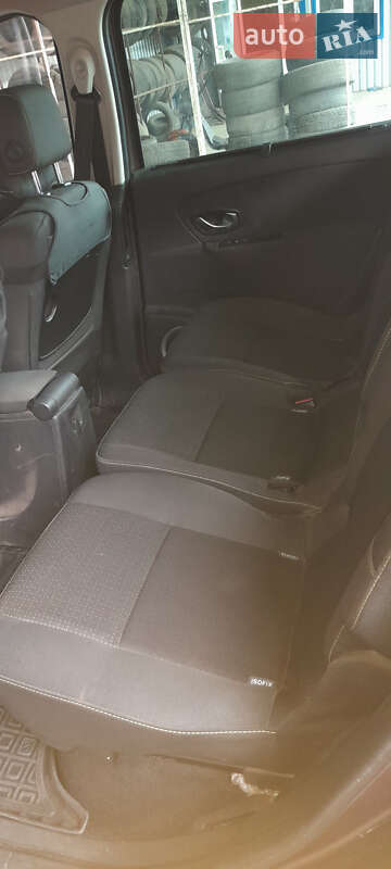 Минивэн Renault Megane Scenic 2010 в Славянске