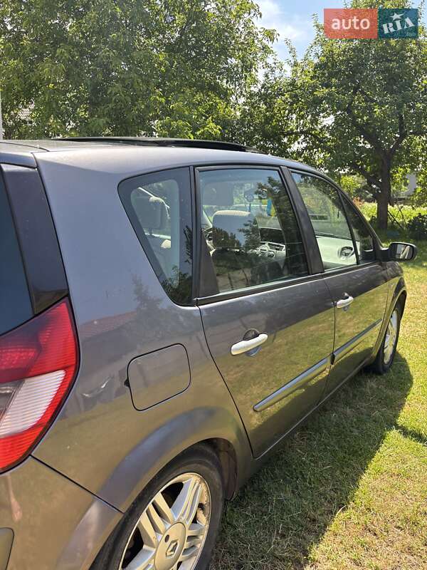 Мінівен Renault Megane Scenic 2003 в Рава-Руській