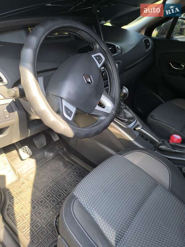 Минивэн Renault Megane Scenic 2013 в Виннице