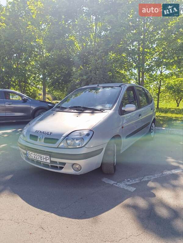 Минивэн Renault Megane Scenic 1999 в 