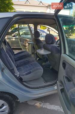 Минивэн Renault Megane Scenic 1999 в 