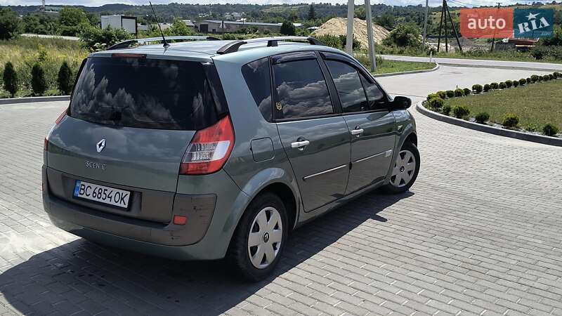 Минивэн Renault Megane Scenic 2005 в Золочеве