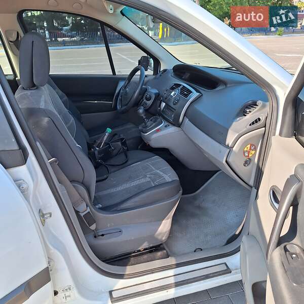 Седан Renault Megane Scenic 2005 в Одессе