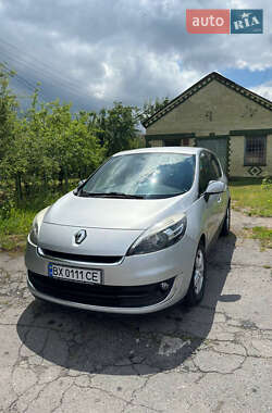 Мінівен Renault Megane Scenic 2012 в Красилові