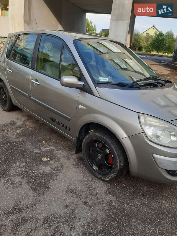 Минивэн Renault Megane Scenic 2007 в Костополе
