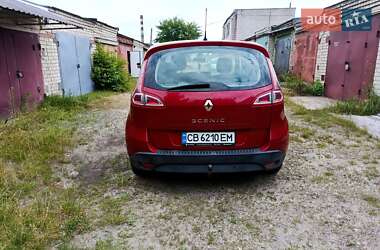 Минивэн Renault Megane Scenic 2010 в 