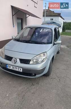 Минивэн Renault Megane Scenic 2004 в Дубно