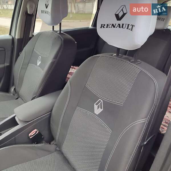 Минивэн Renault Megane Scenic 2009 в Долинской