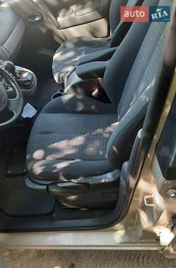 Минивэн Renault Megane Scenic 2007 в 