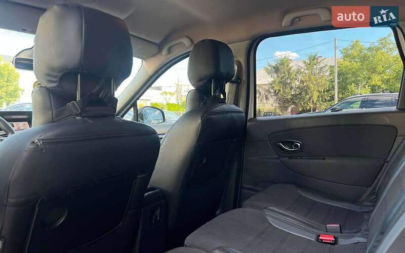 Минивэн Renault Megane Scenic 2012 в Ивано-Франковске