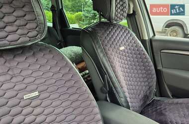 Минивэн Renault Megane Scenic 2015 в 