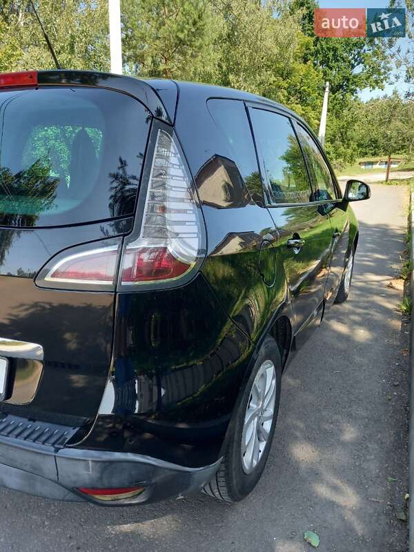 Мінівен Renault Megane Scenic 2012 в Новояворівську