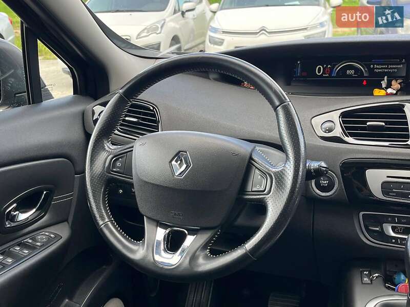 Мінівен Renault Megane Scenic 2014 в Львові фото 28 Мінівен Renault Megane Scenic 2014 в Львові