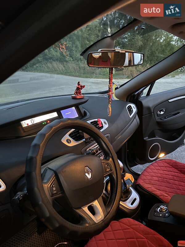 Минивэн Renault Megane Scenic 2010 в Барановке