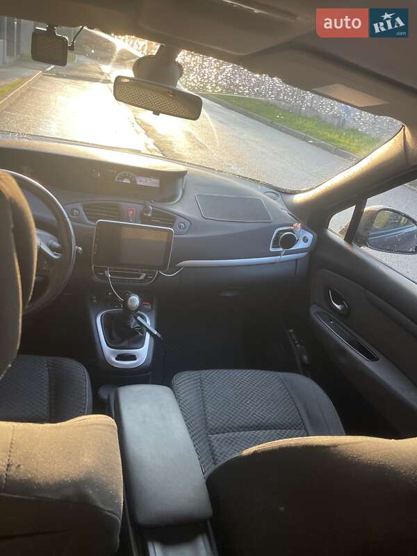 Мінівен Renault Megane Scenic 2011 в Львові