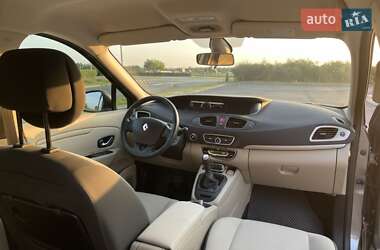 Минивэн Renault Megane Scenic 2009 в 