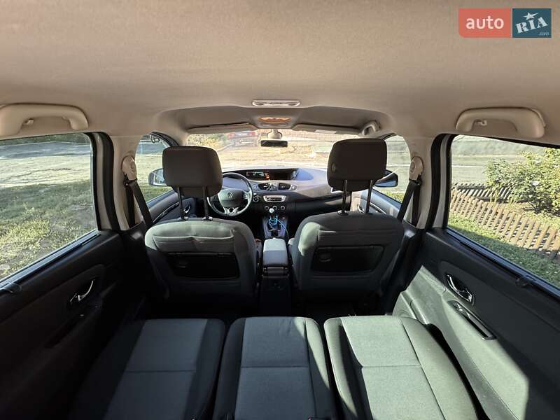 Минивэн Renault Megane Scenic 2013 в Полтаве фото 17 Минивэн Renault Megane Scenic 2013 в Полтаве