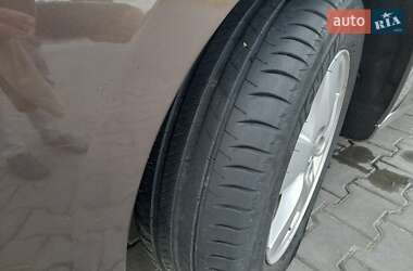 Минивэн Renault Megane Scenic 2011 в 