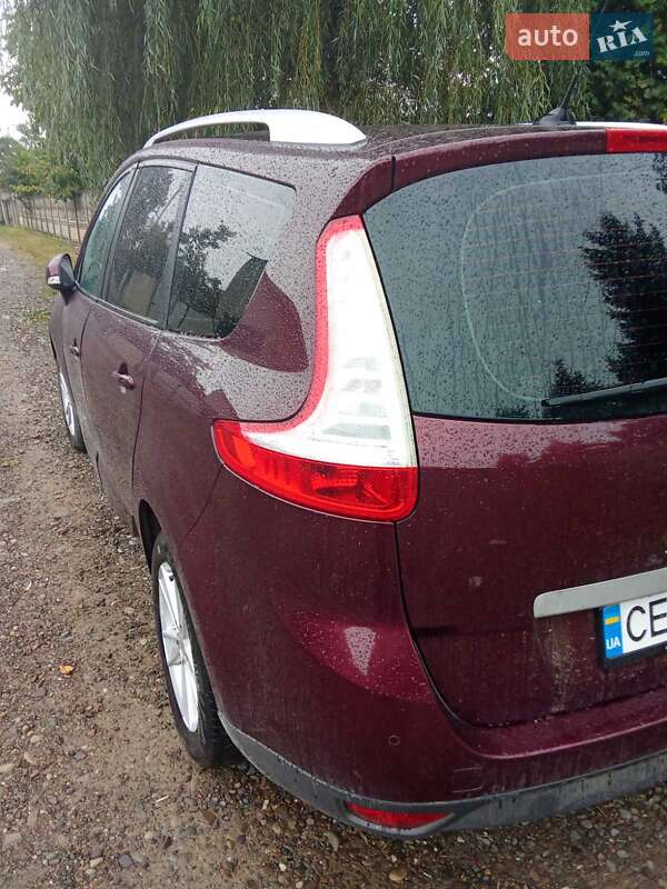 Мінівен Renault Megane Scenic 2014 в Чернівцях