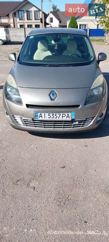 Мінівен Renault Megane Scenic 2010 в Переяславі фото 14 Мінівен Renault Megane Scenic 2010 в Переяславі