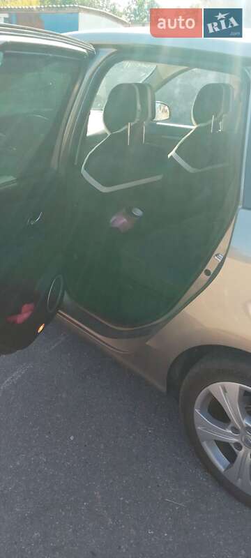 Мінівен Renault Megane Scenic 2010 в Переяславі фото 17 Мінівен Renault Megane Scenic 2010 в Переяславі