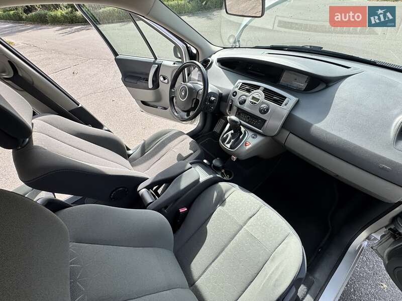 Минивэн Renault Megane Scenic 2008 в Киеве
