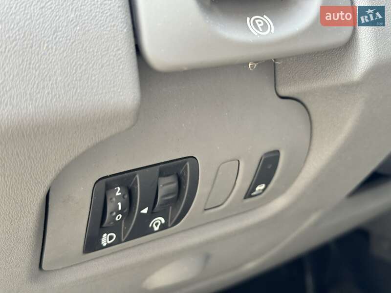 Минивэн Renault Megane Scenic 2008 в Киеве