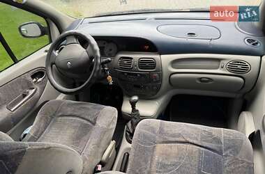 Мінівен Renault Megane Scenic 2000 в  фото 21 Мінівен Renault Megane Scenic 2000 в