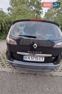 Минивэн Renault Megane Scenic 2012 в 