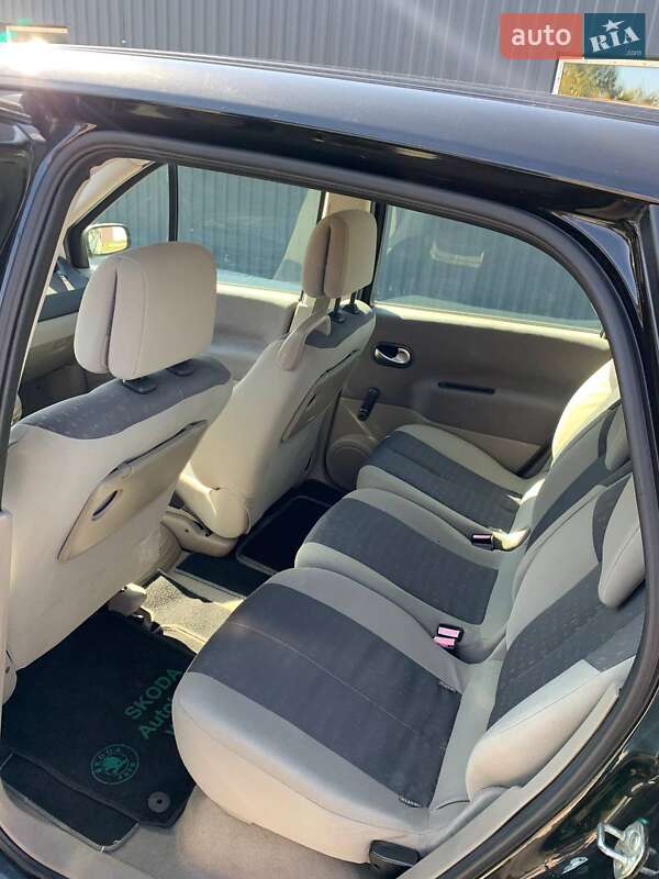 Минивэн Renault Megane Scenic 2004 в Белой Церкви