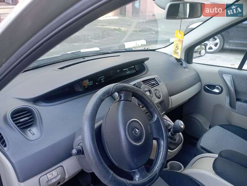 Минивэн Renault Megane Scenic 2007 в Бориславе фото 5 Минивэн Renault Megane Scenic 2007 в Бориславе
