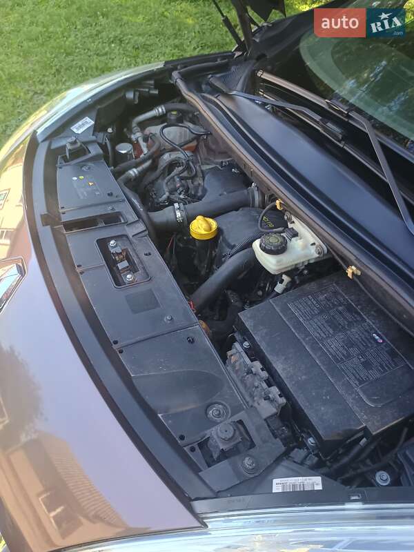 Мінівен Renault Megane Scenic 2013 в Лохвиці