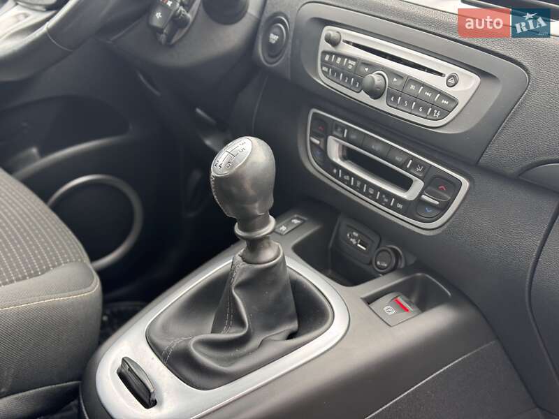 Минивэн Renault Megane Scenic 2009 в Кривом Роге