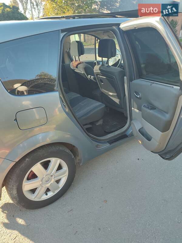 Минивэн Renault Megane Scenic 2006 в Калуше