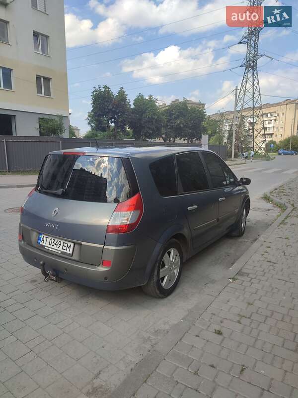 Минивэн Renault Megane Scenic 2006 в Калуше