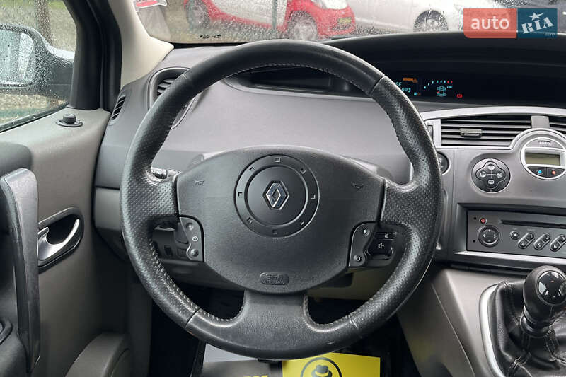 Минивэн Renault Megane Scenic 2005 в Стрые