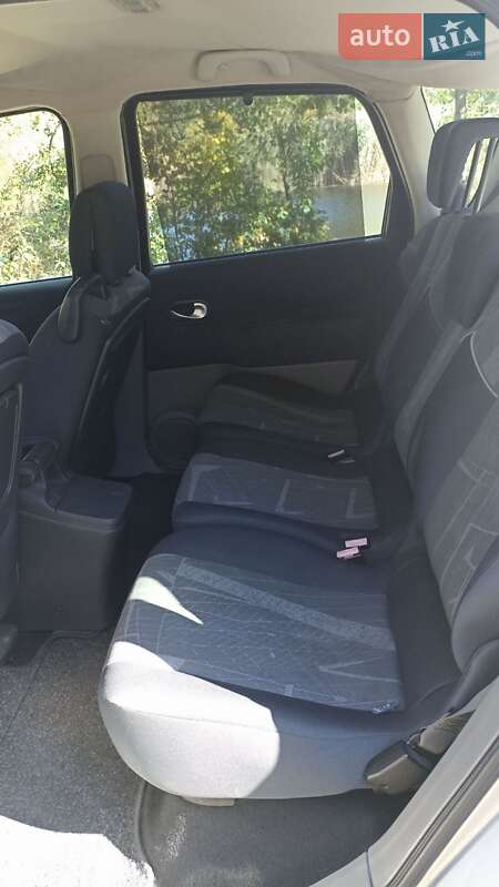 Универсал Renault Megane Scenic 2005 в Полтаве