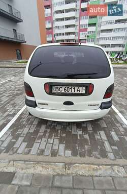 Минивэн Renault Megane Scenic 1998 в 