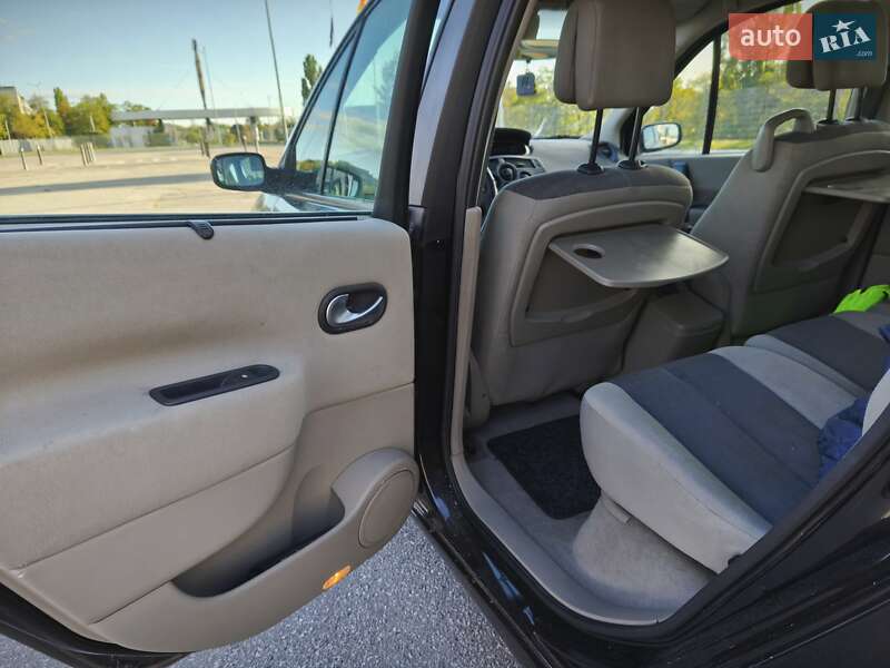 Минивэн Renault Megane Scenic 2005 в Харькове