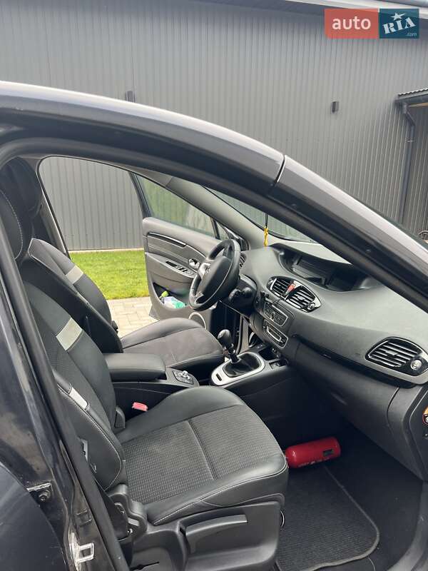 Минивэн Renault Megane Scenic 2011 в Львове