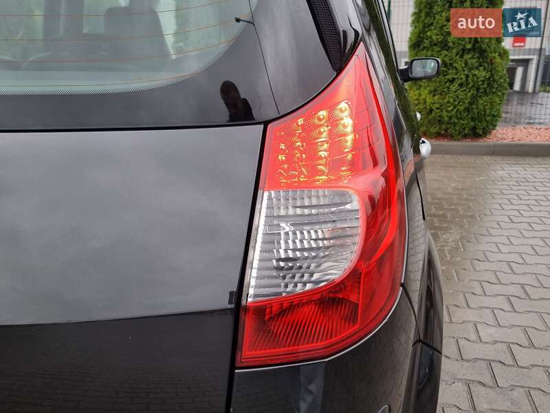 Минивэн Renault Megane Scenic 2008 в Виннице