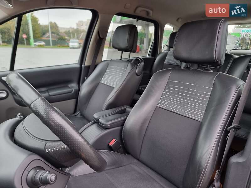 Минивэн Renault Megane Scenic 2008 в Виннице