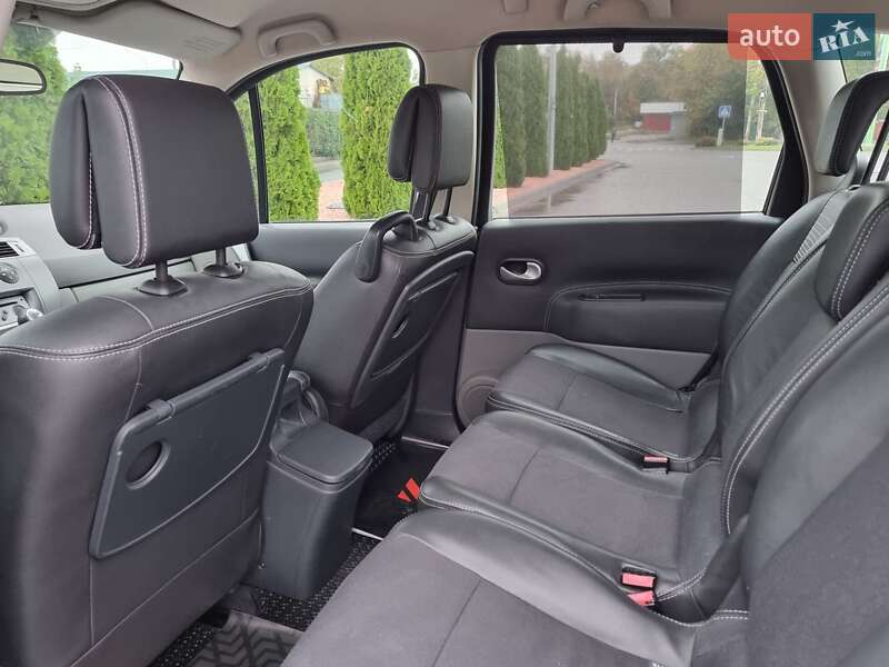 Минивэн Renault Megane Scenic 2008 в Виннице