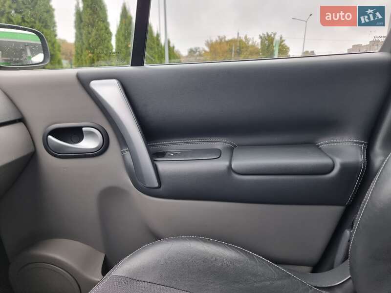 Минивэн Renault Megane Scenic 2008 в Виннице
