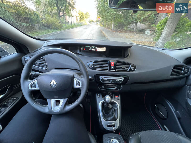 Минивэн Renault Megane Scenic 2011 в Ковеле